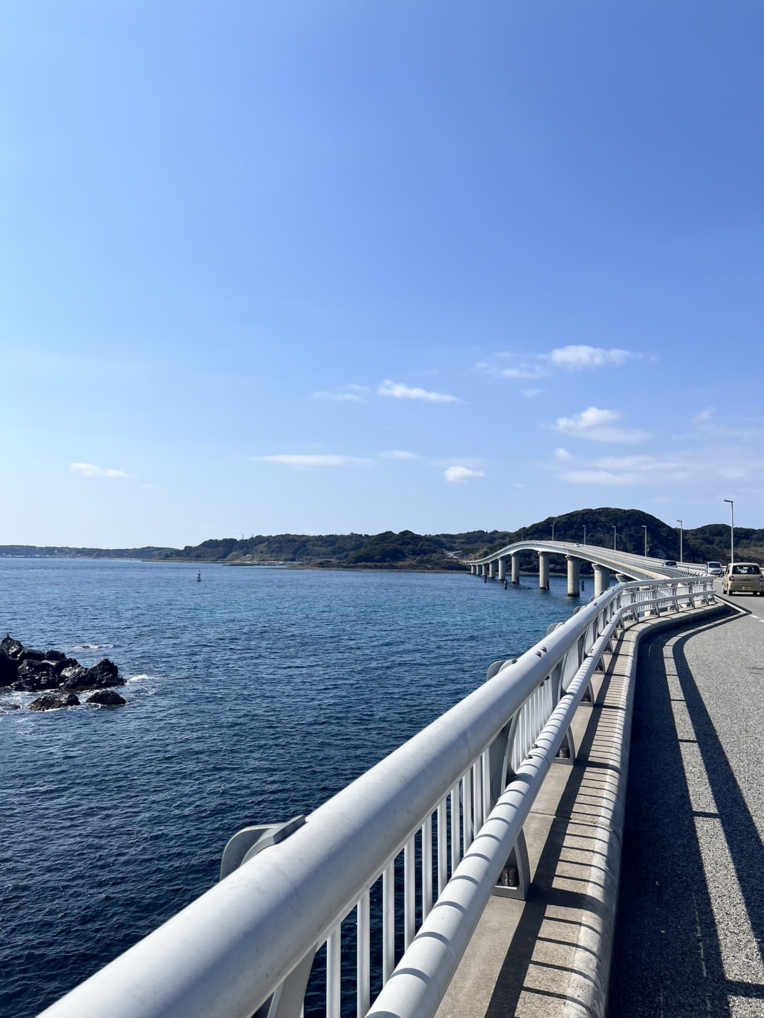 山口県の本州と角島を結ぶ角島大橋