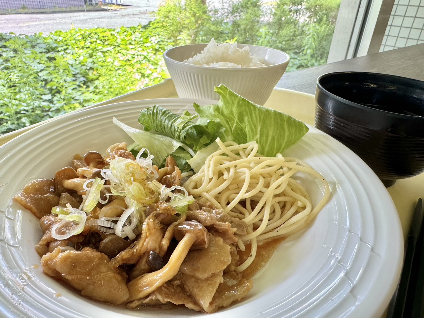 「日替わりランチ定食B」の豚の生姜焼き定食500円(税込み)