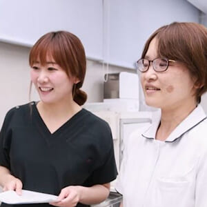 「セカンドキャリア組も歓迎 安心して長く働ける職場」鶴川駅前歯科診療所