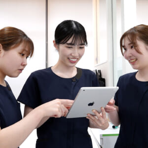 「あなた専用カリキュラムで 新卒から一人前に導きます」医療法人社団 スマイルコネクト研歯科クリニック