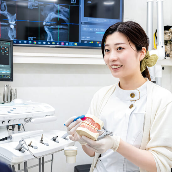 歯周内科をはじめ、幅広い診療分野を学ぶことができています