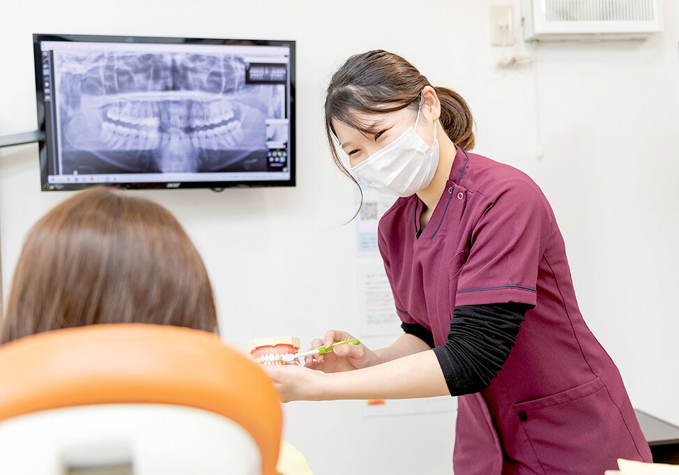 愛知県の(1)やくし歯科・矯正歯科または(2)おばた歯科・矯正歯科の写真2