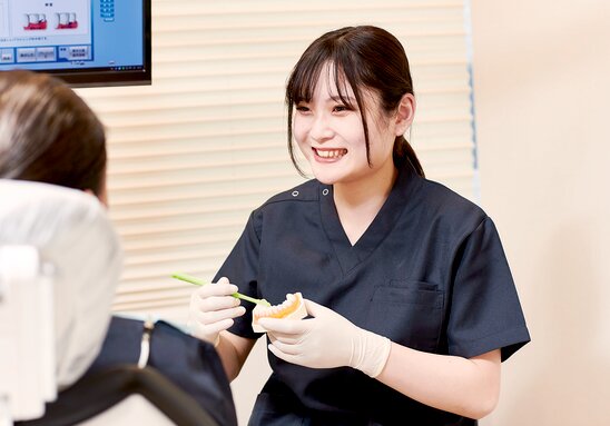 串田 綾（DH2年目）の写真